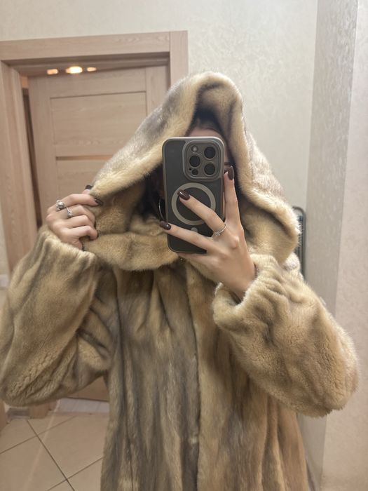 Норкова шуба натуральна не фарбована