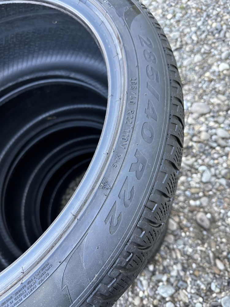 285/40/22 Pirelli Scorpion Winter
