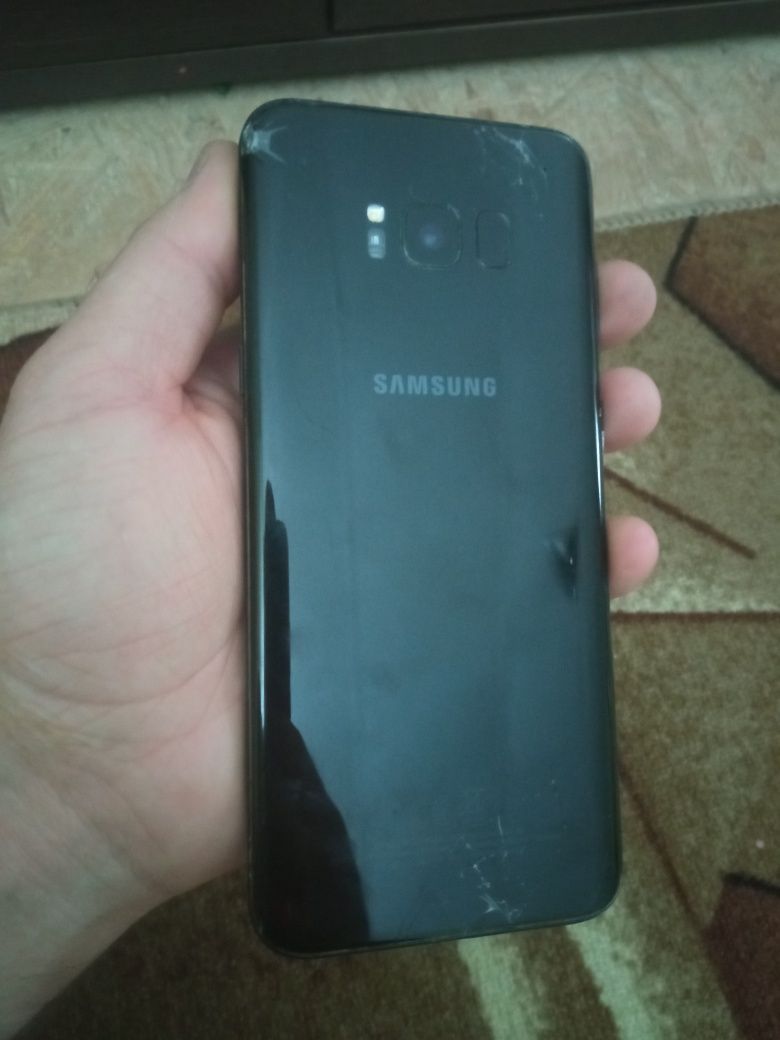 Запчастини на Samsung S8+