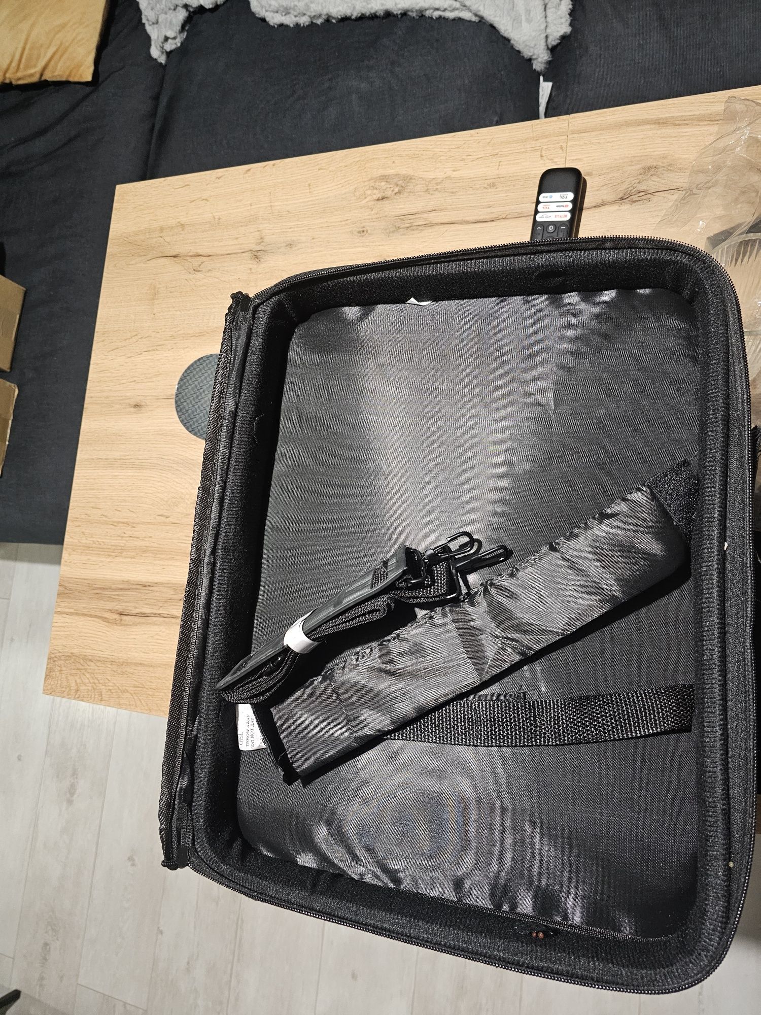 Torba na laptopa do 15.6 całą Nowa Esperanza