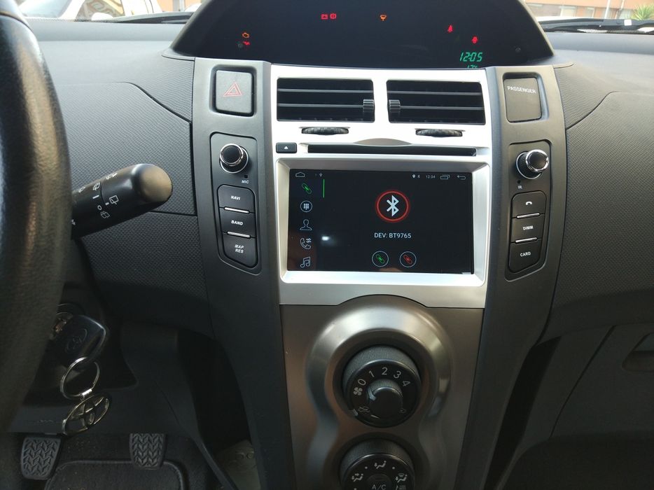 Auto rádio Toyota Yaris GPS Bluetooth USB Wi-Fi Android