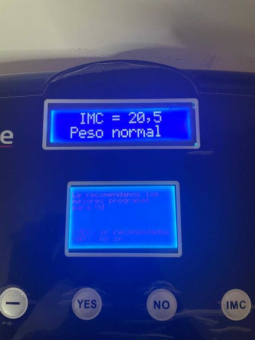 Vendo Vibroplate impecável.
Equipamento como novo.