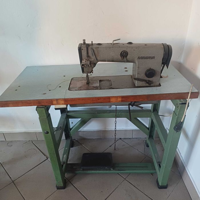 Maszyna do szycia Minerva