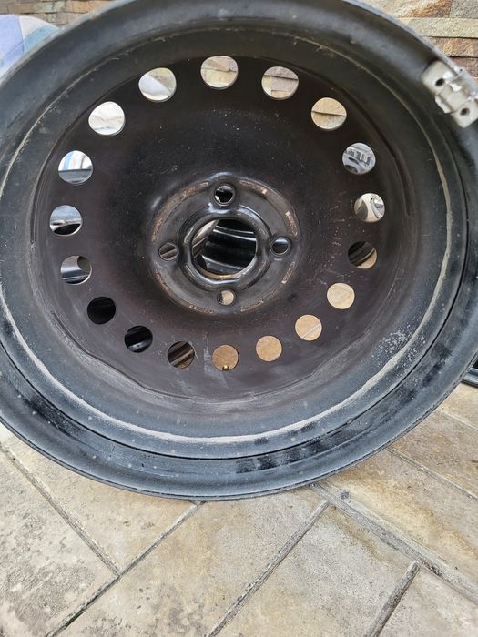 Диски R14 стальні 4×100 ЕТ 35  ковпаки VW Up