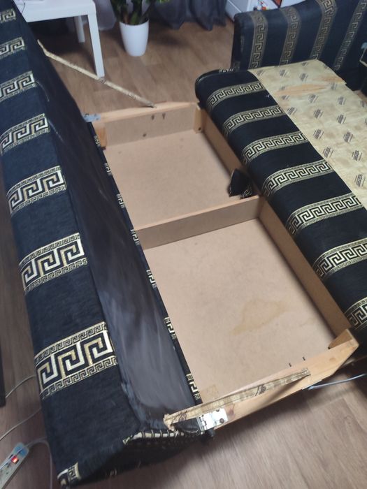 Диван фирмы"Катунь"