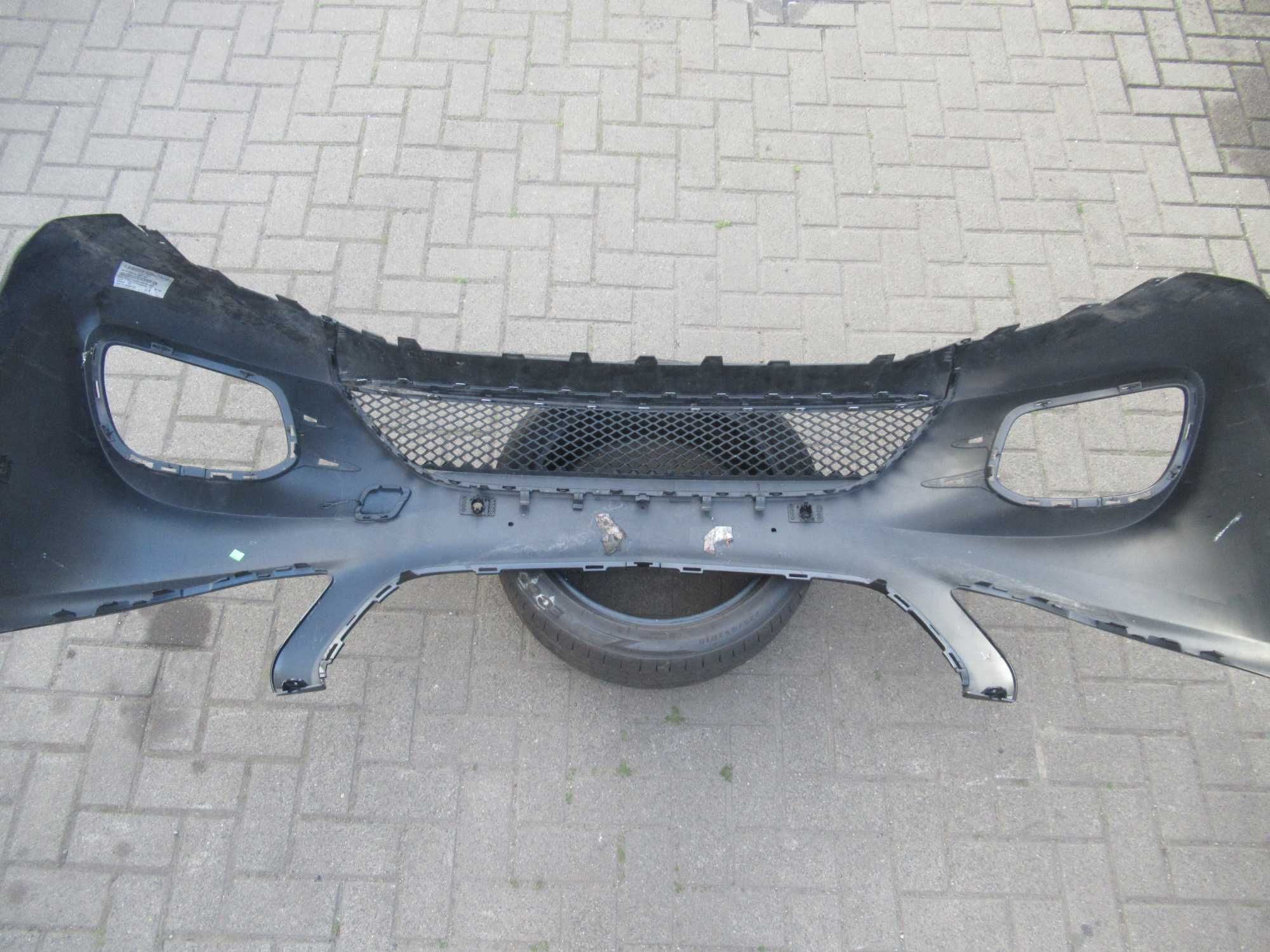 Zderzak przód Mercedes V klasa 447 AMG