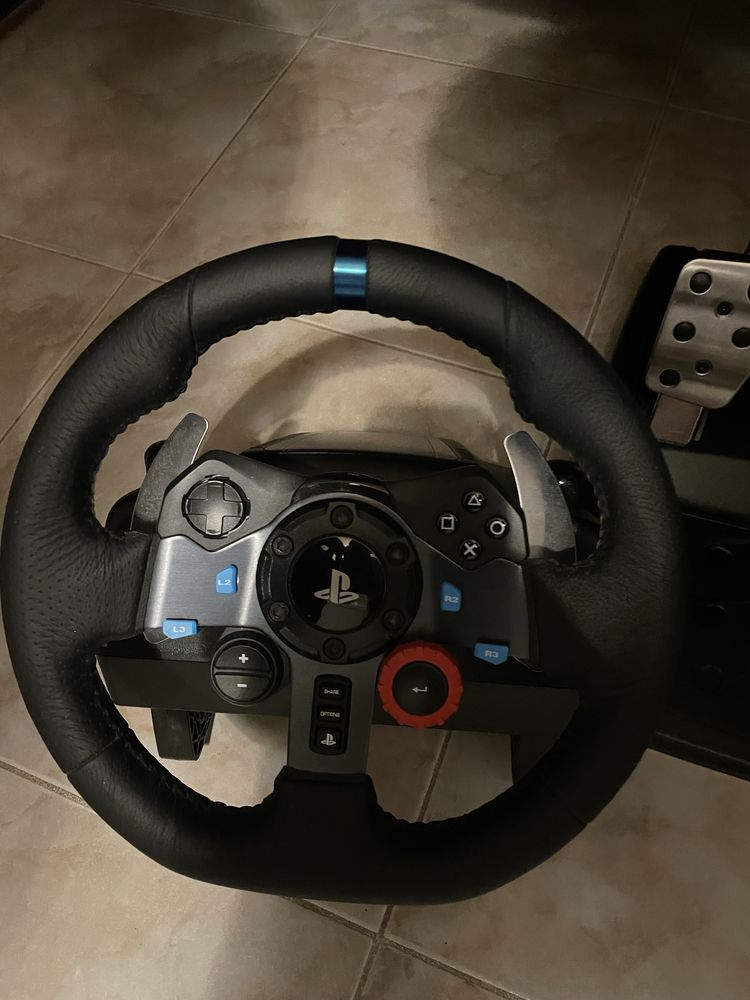 Volante + Pedais logitech G29