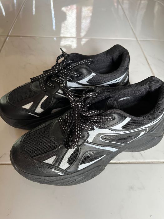 Кросівки Sinsay 37 розмір