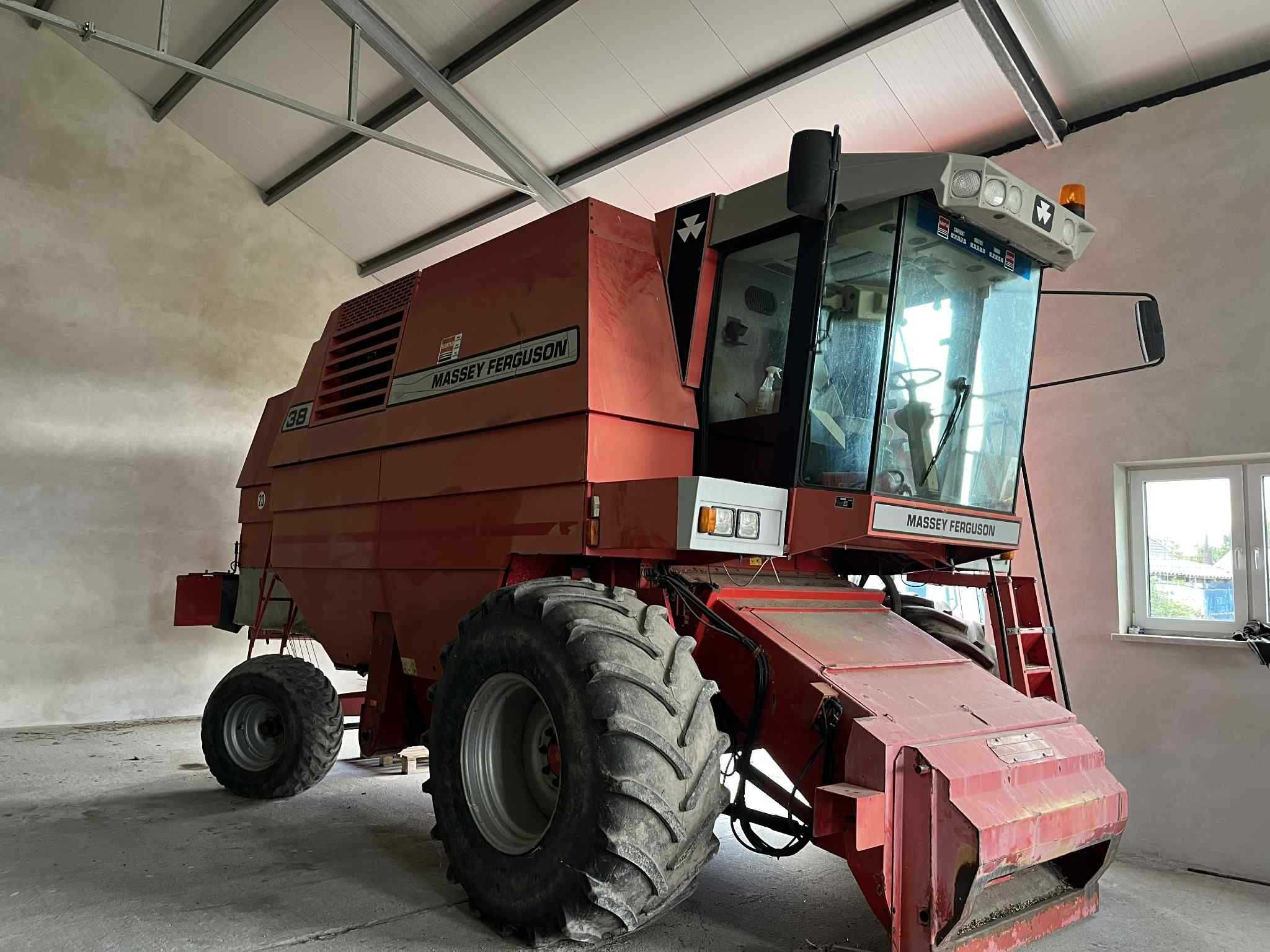 Kombajn massey ferguson 38 John Deere 1188 Sieczkarnia