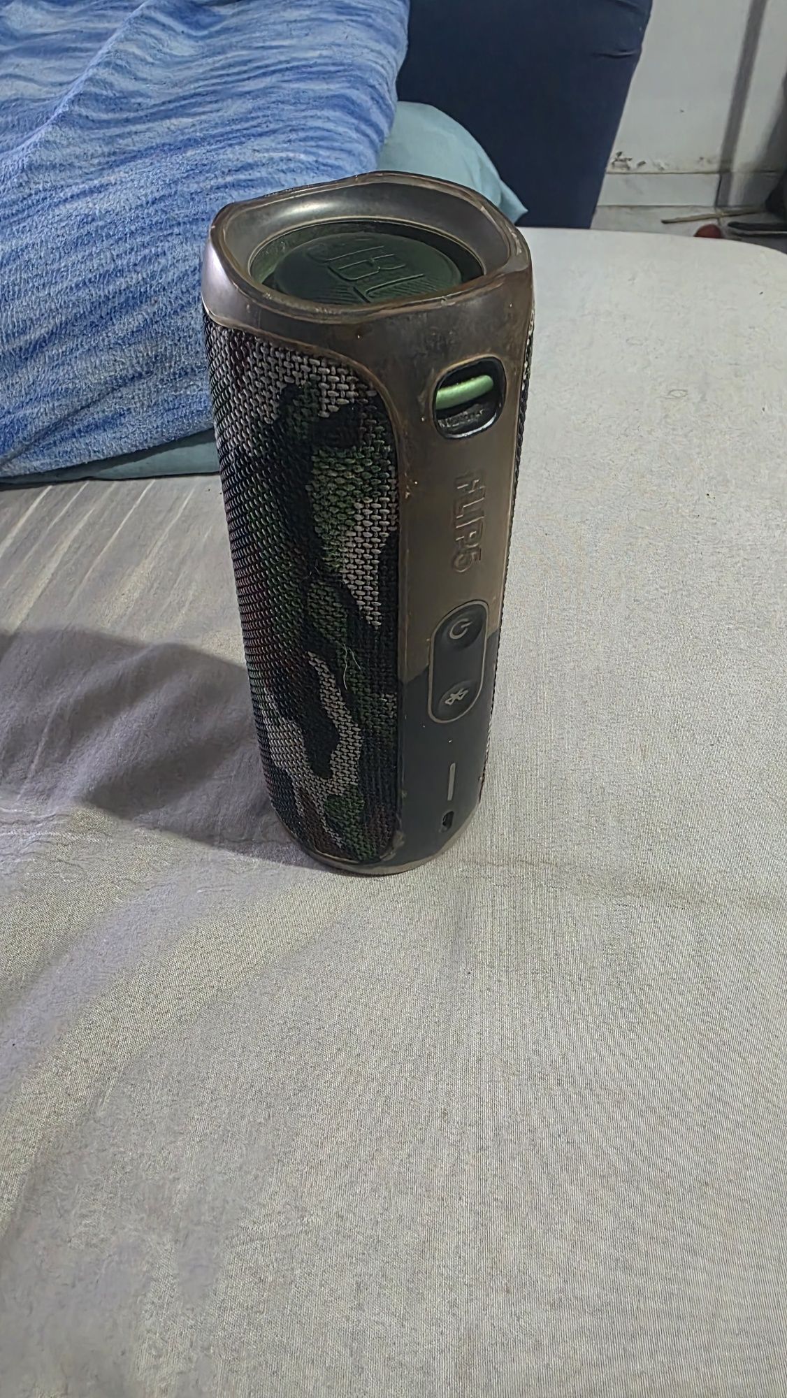 Coluna jbl flip 5 - camuflado