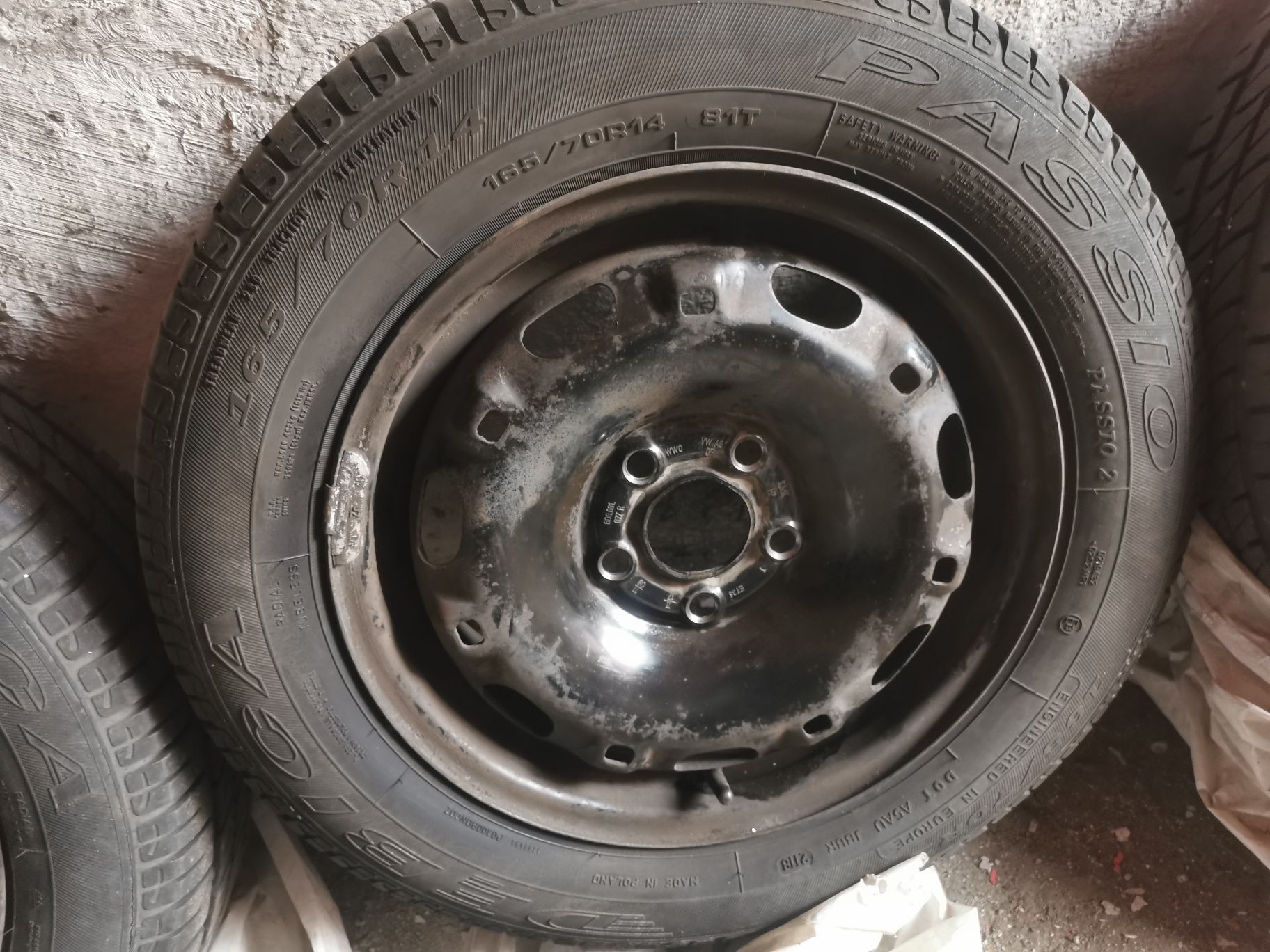 Koła VW polo 5j14 et35 165/70 r 14
