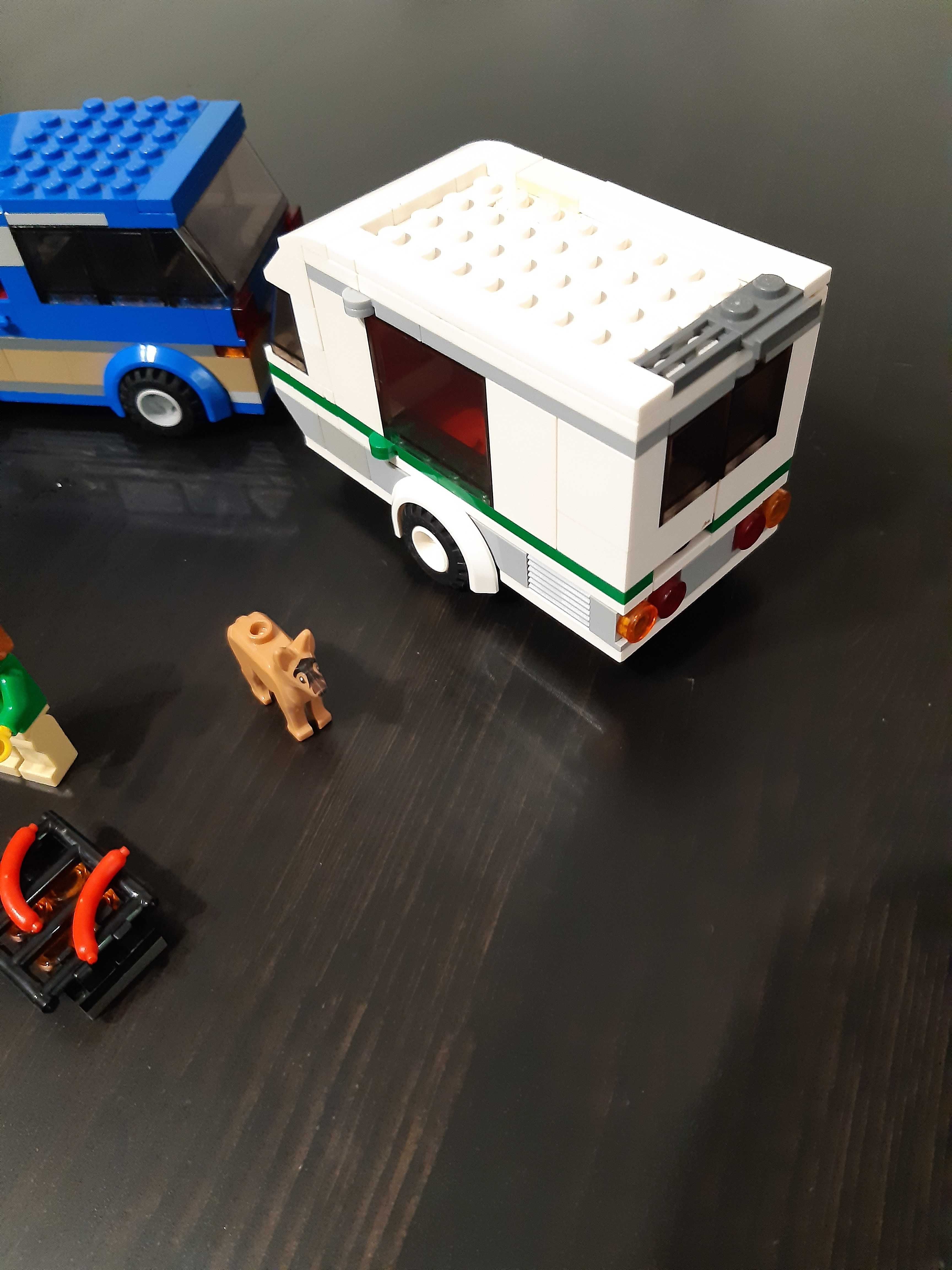 60117 Lego City Auto z przyczepą kempingową