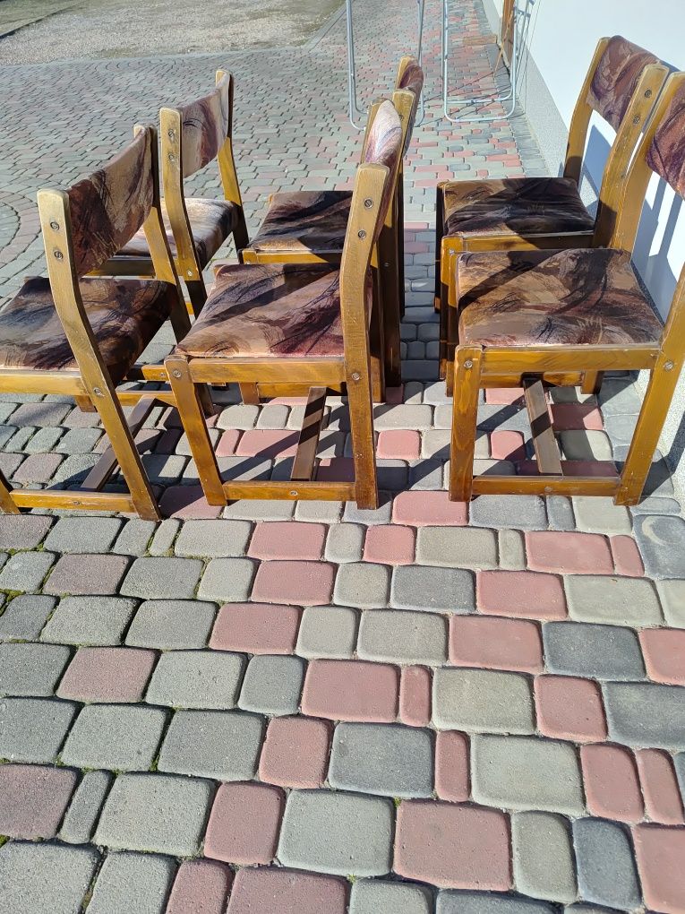 Krzesła z polskiej fabryki