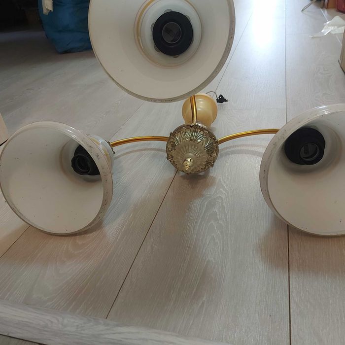 Люстра на 3 плафони часів СССР