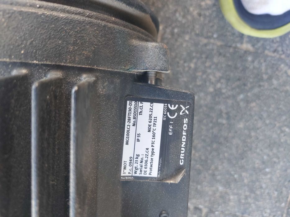 pompa GRUNDFOS CR5-20 A-FGJ-A-E-HQQE  MOC 3kW   Hmax=136m  Q=5,8m3/h