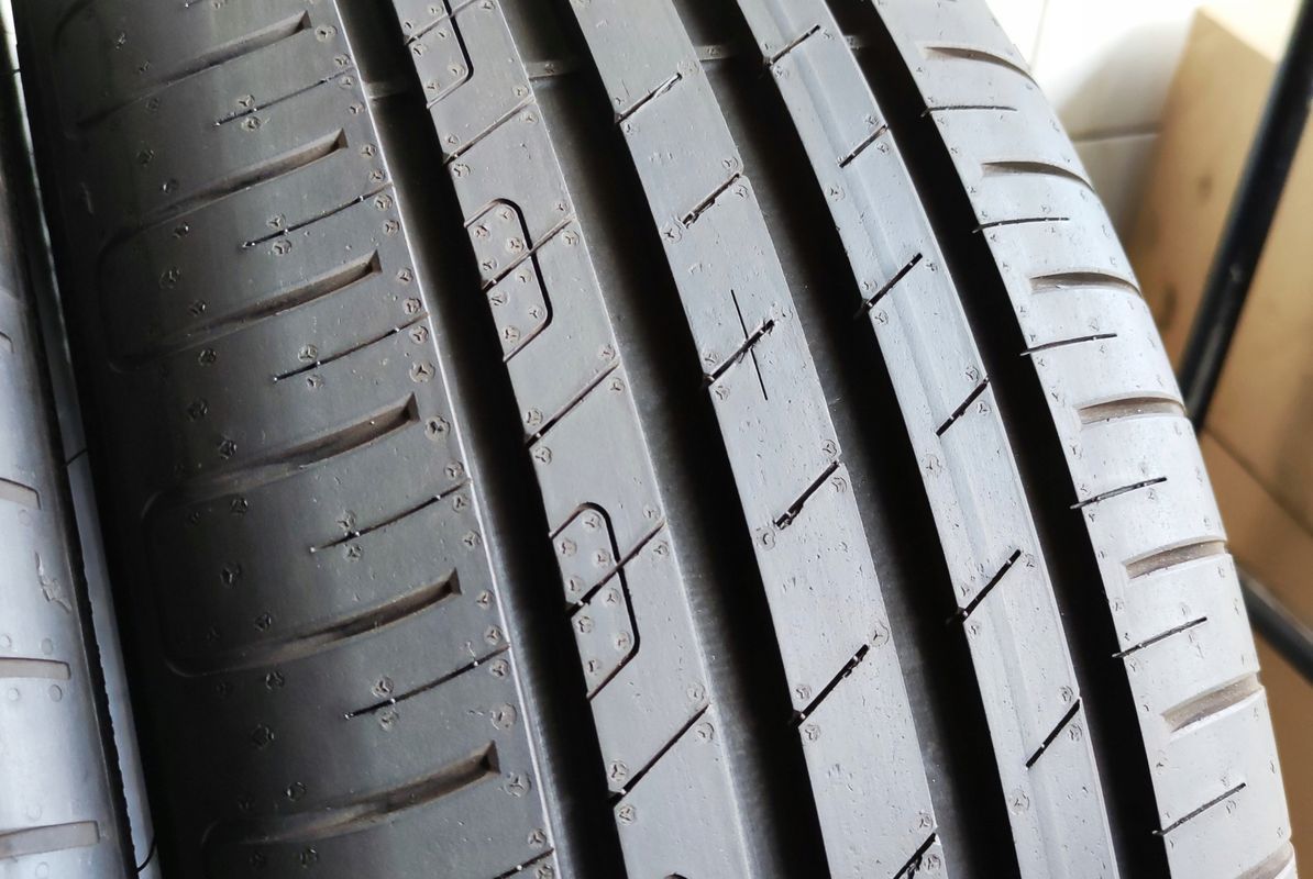 2x 205/55r17 Goodyear EfficientGrip Performance 91v Jak Nowe