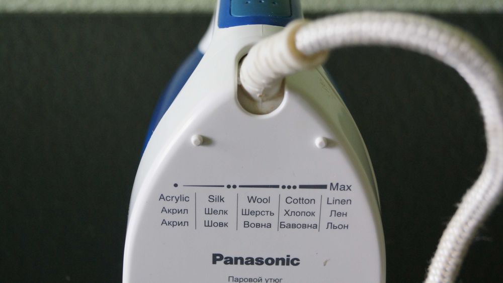 Праска Panasonic / Утюг