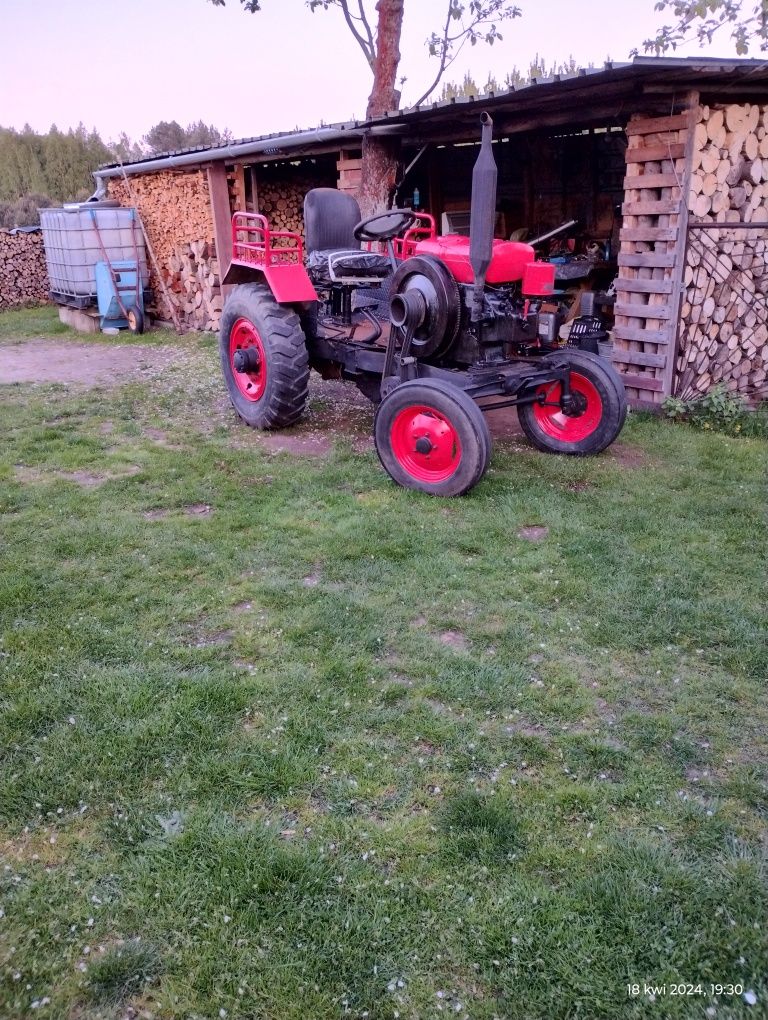 Traktorek typu sam do sprzedania