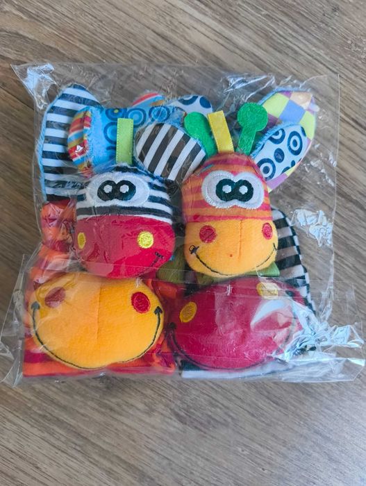 Grzechotki sensoryczne na rączki i nóżki