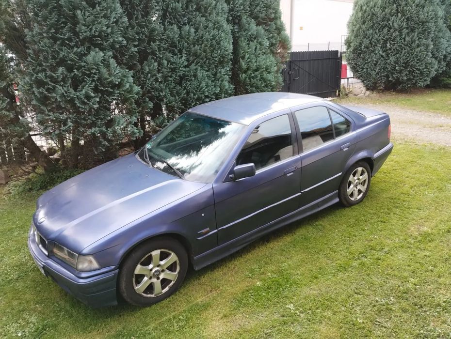 BMW Seria 3 BMW Seria 3 320i