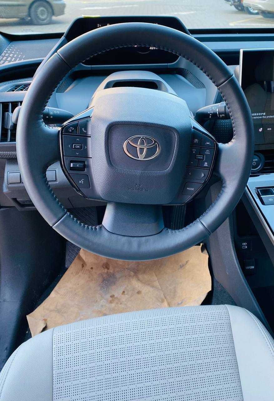 Новий електромобіль Toyota bZ4X 2023 року з Китаю/під ключ