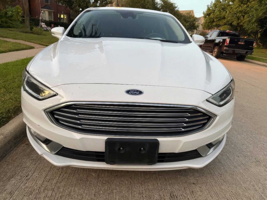 Ford Fusion      2018