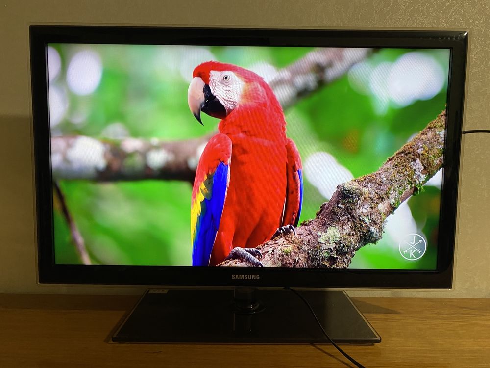 Телевізор Samsung UE-32D5520RW