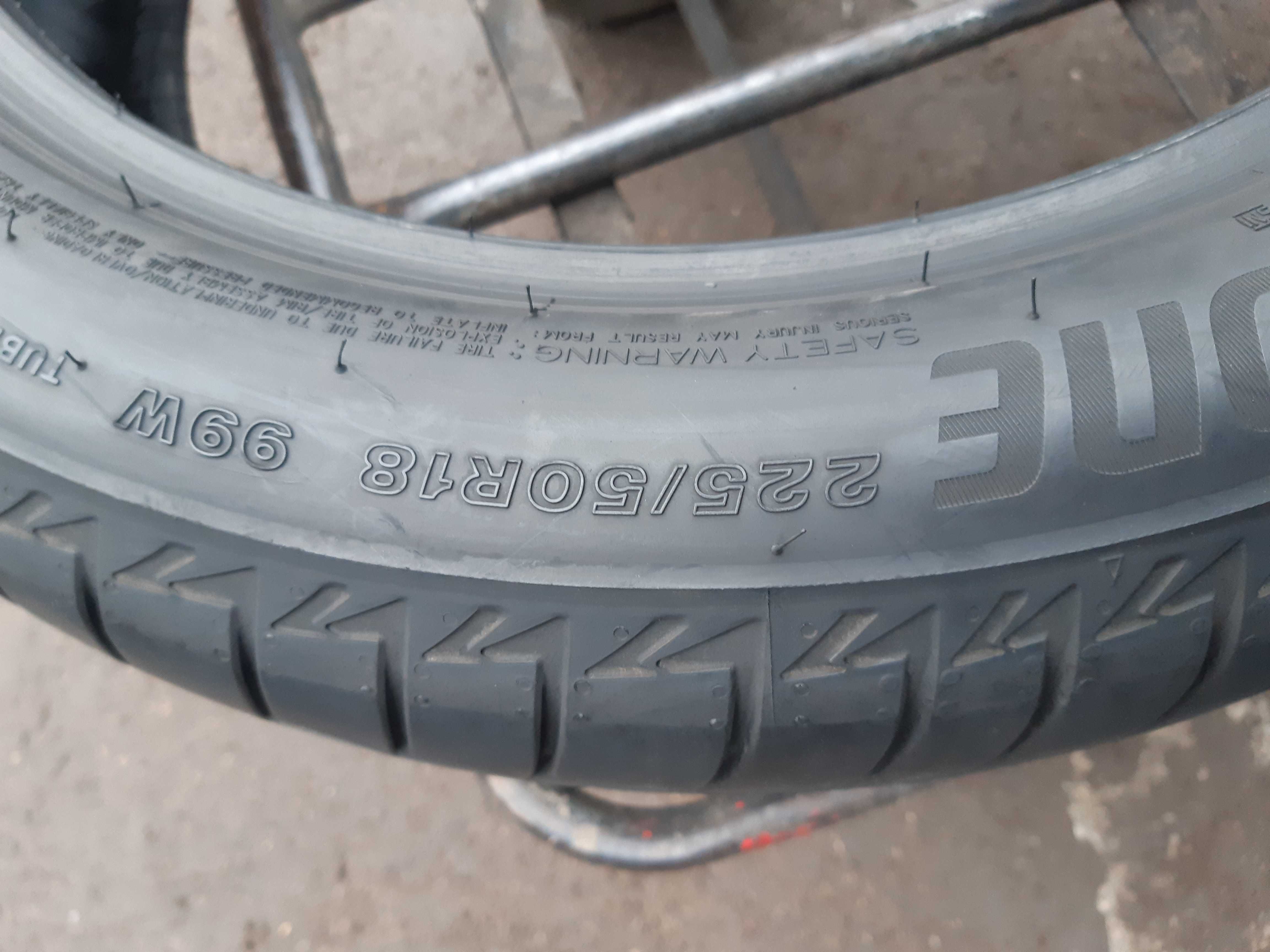 Opony letnie 225.50.18 Bridgestone RSC Run Flat 2019 rok Komplet