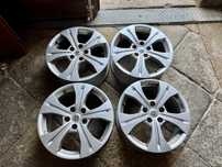 Oryginalne 17-calowe alufelgi do Renault 5x114,3