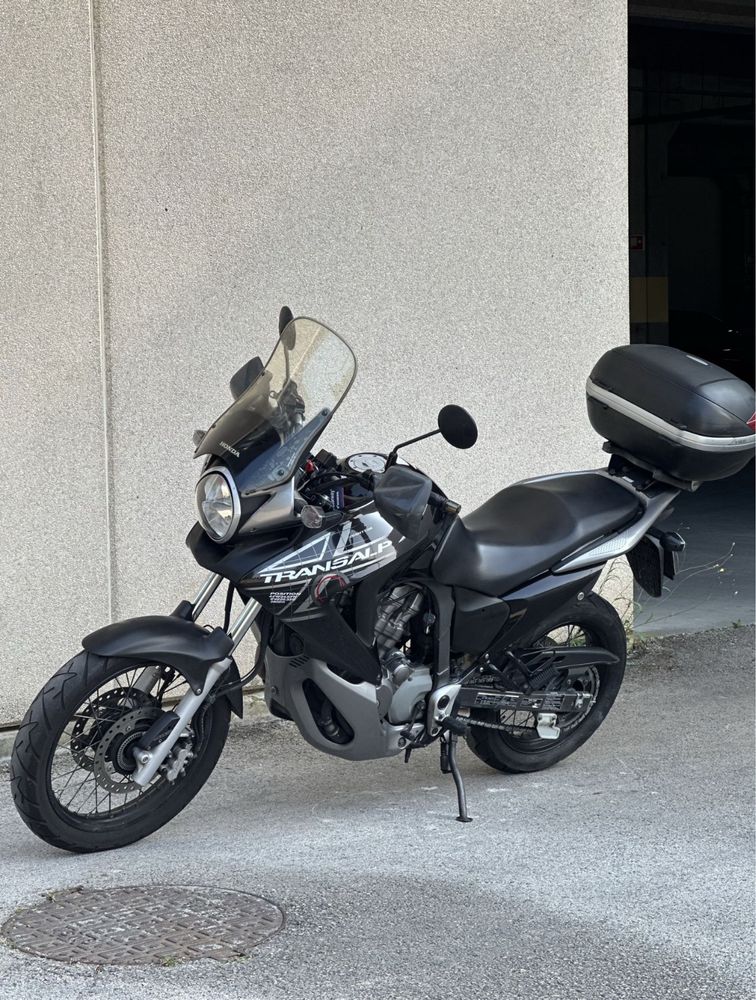 Honda Transalp 700c - 2009
