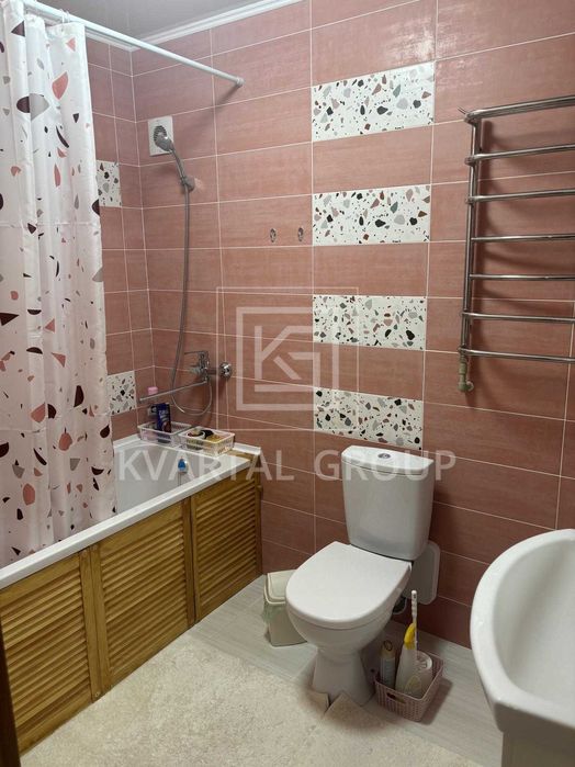 БЕЗ КОМІСІЇ! ТаунХаус з ремонтом і меблями. ТОП локація