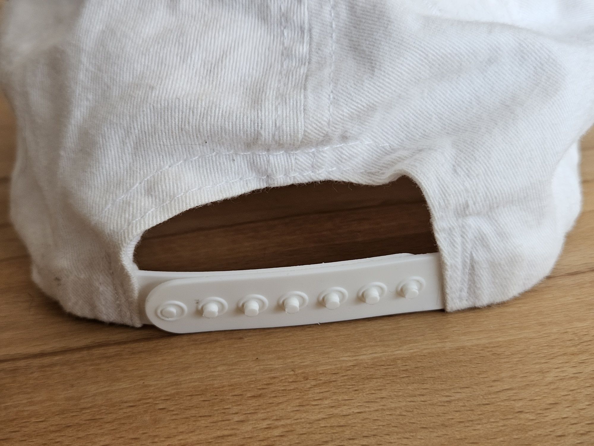 Czapka z daszkiem Calvin Klein Jeans