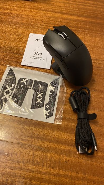 Мишка attak shark x11 нові