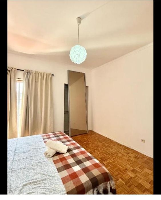 Quarto para casal ou casal com filho com varanda