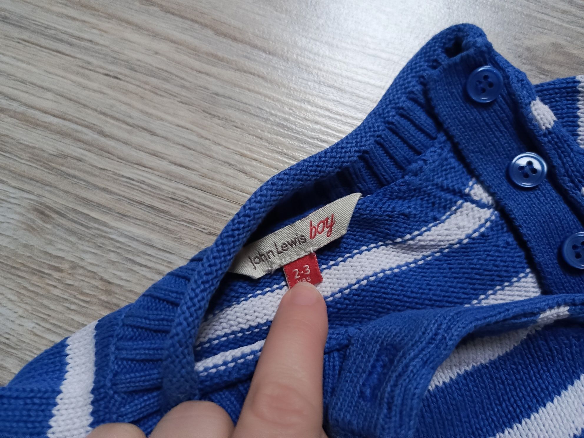 Sweter rozmiar 92 / 98dla chłopca John Lewis w paski