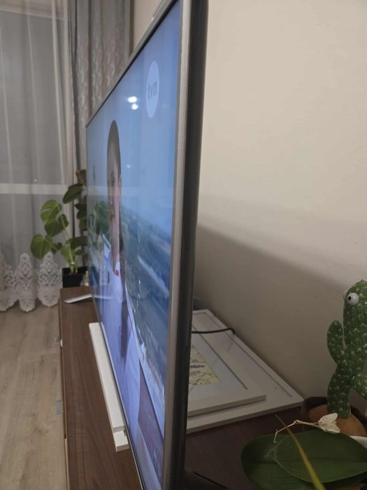 Telewizor LG 47LB5700 47 cali