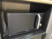 Kuchenka mikrofalowa Samsung MS23F301TFK