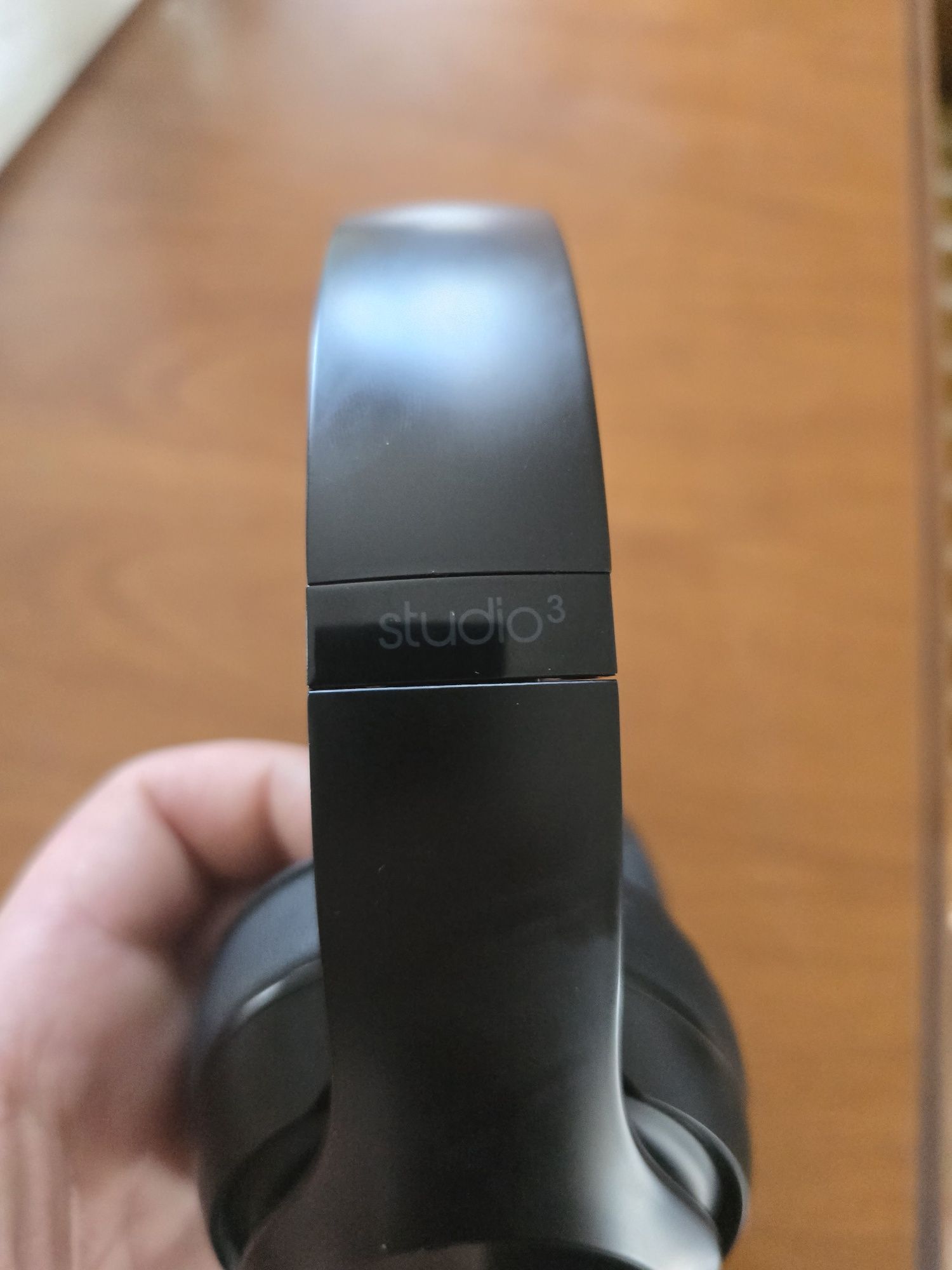 Beats wireless studio 3