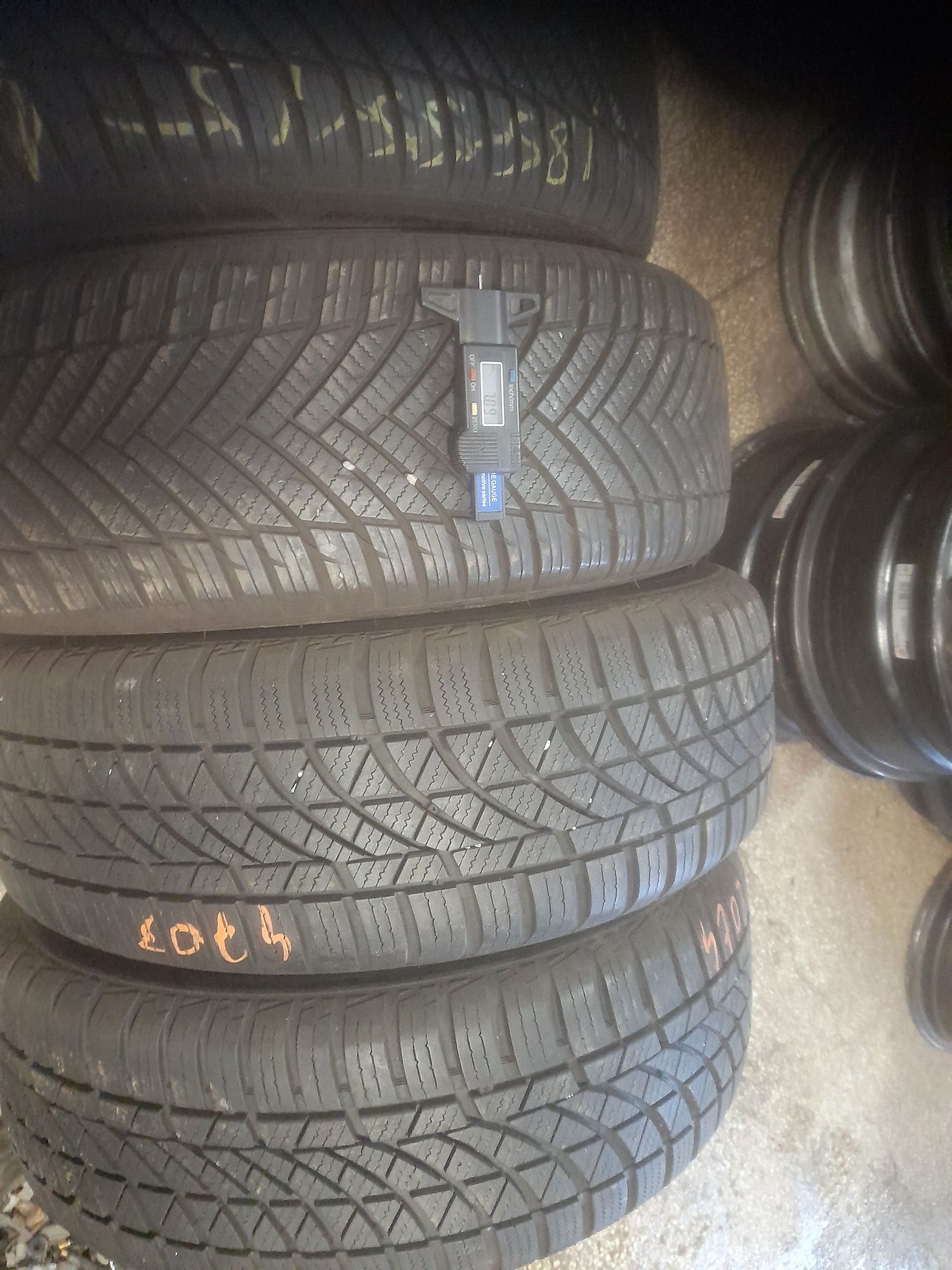 Opony wielosezon 185/55r15  195/55r15 minerva hankook nexen 7mm 20r