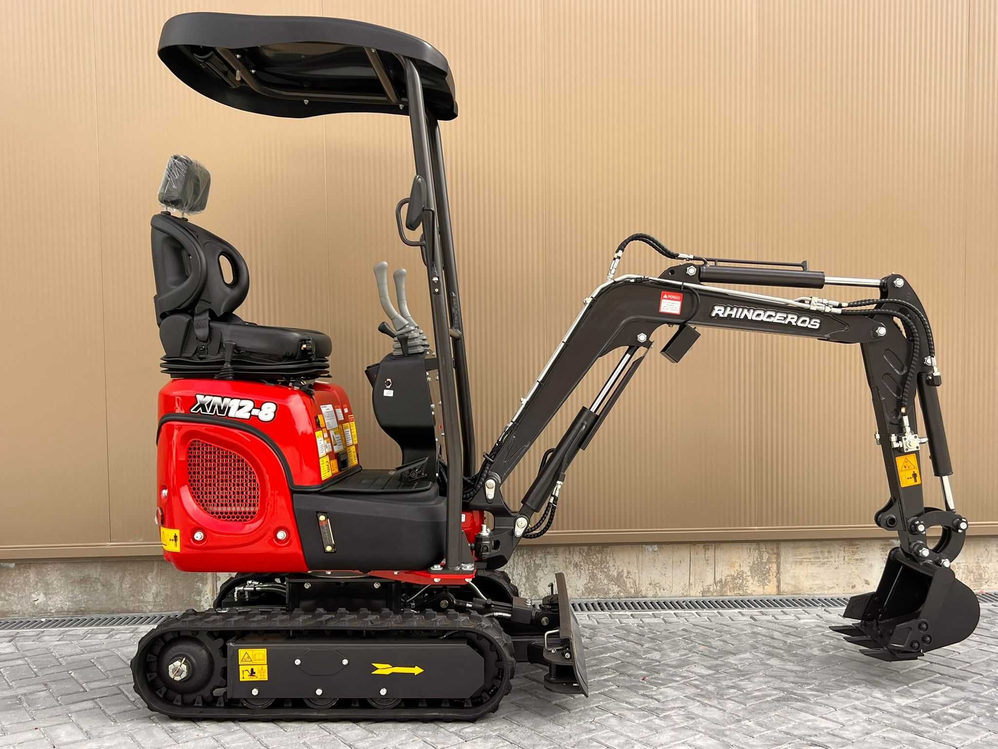 MINI GIRATORIA KS 12.8 RHINOCEROS 1000KGS Motor Kubota