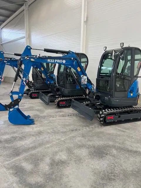 Мініекскаватор RIPPA R32 PRO. НОВИЙ