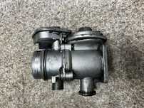 Przepustnica zawor spalin EGR BMW E70 X5 3.0 D 3.5 D M57 E71 X6 E60 E90 E83