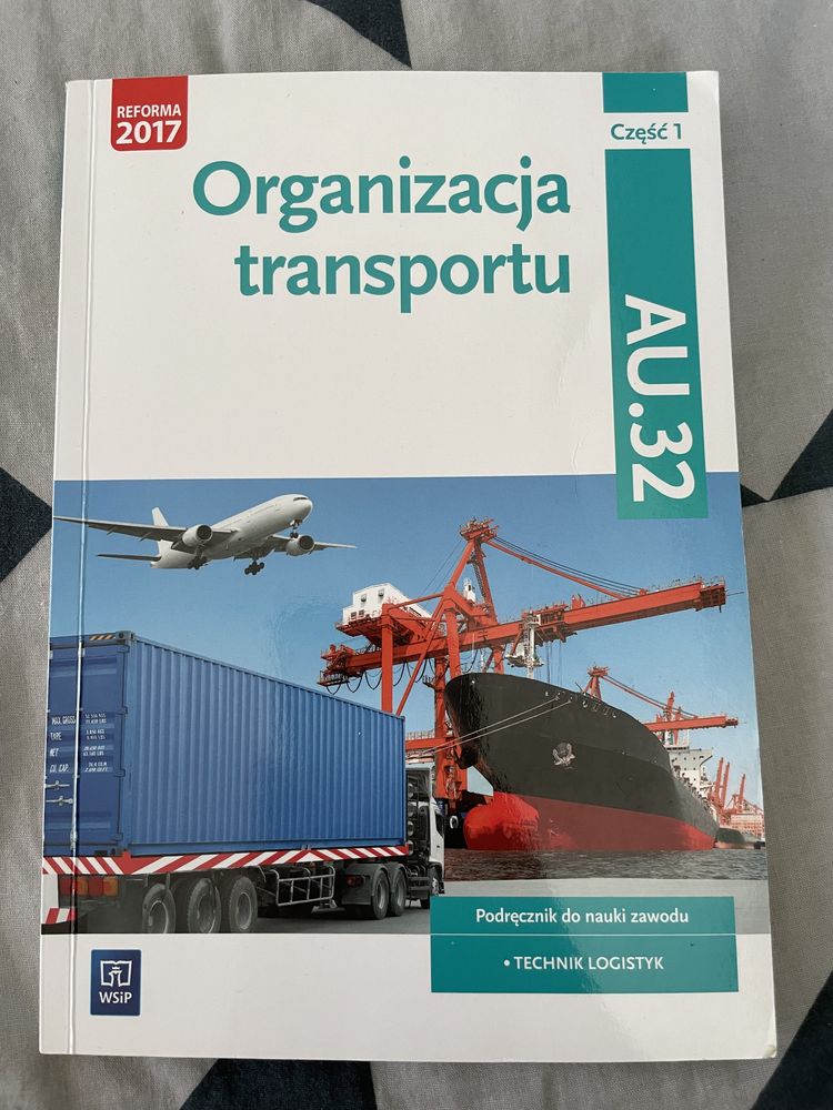 Organizacja transportu 1 AU.32 technik logistyk/spedytor technikum