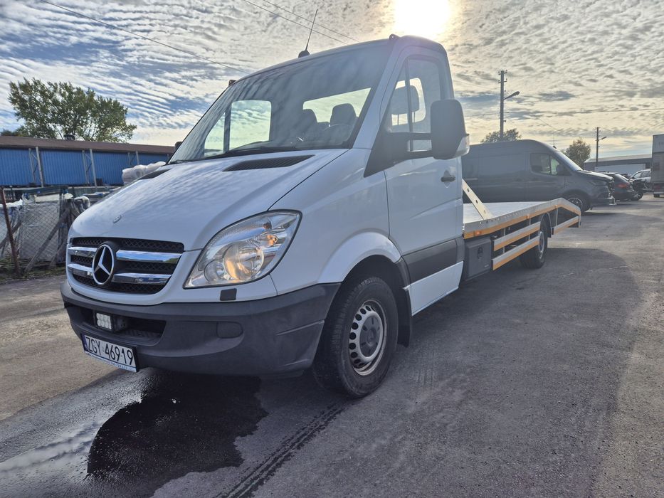 Mercedes Sprinter pomoc.dogowa najazd 3.0 v6    tylko 240 tyś.km ideal