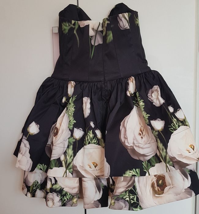 Sukienka Motive&More rozmiar S