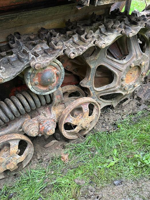 Вгтз ДТ75 трактор гусеничний