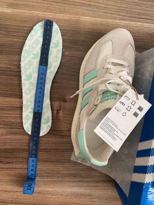Кросівки жіночі adidas Originals Retropy E5 розмір 37,5. Оригінал