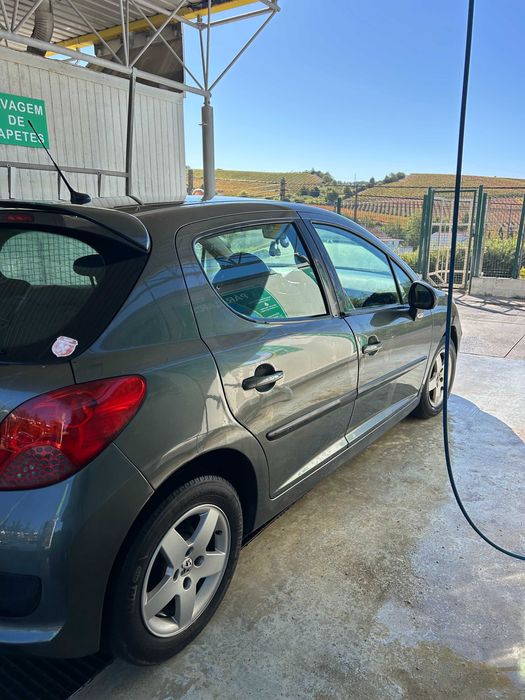 Peugeot 207 ECONÔMICO