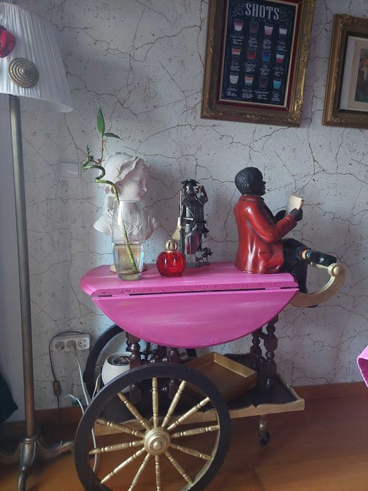 Carrinho de cha antigo restaurado