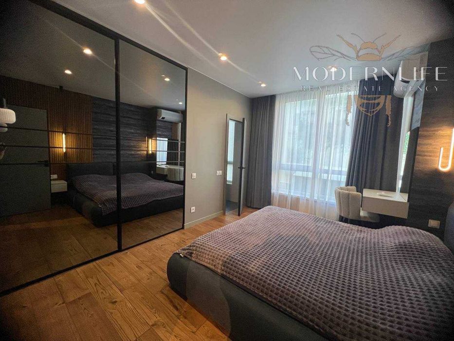 Файна Таун Продаж 3  кімнатної квартири